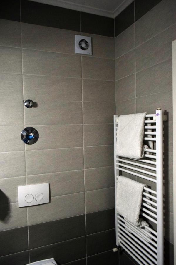 Aki Studio Apartamento Braşov Exterior foto