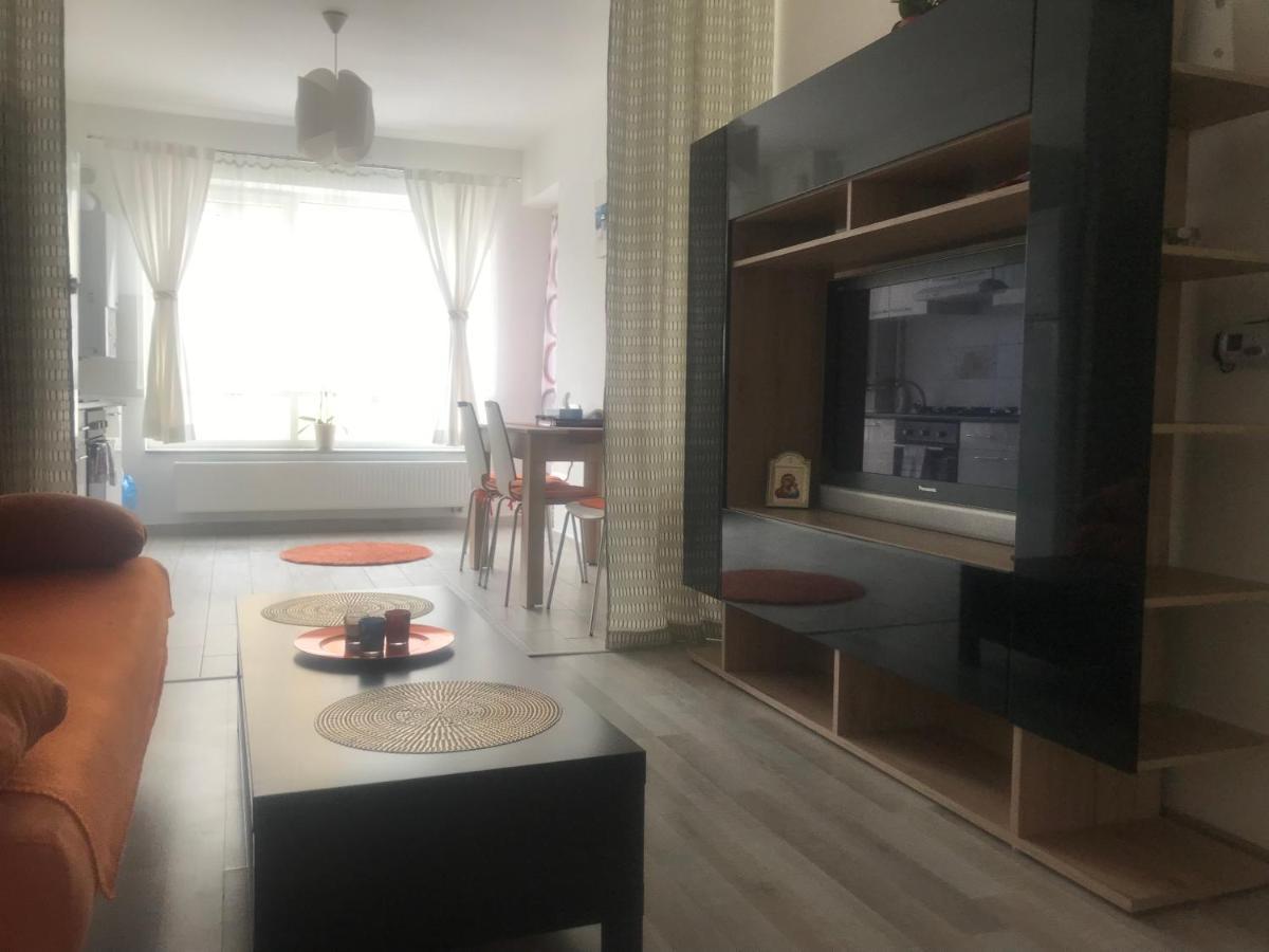 Aki Studio Apartamento Braşov Exterior foto